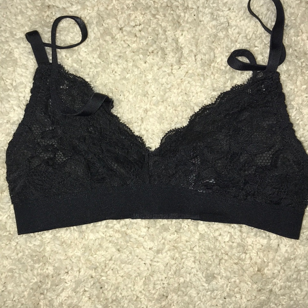 Black lace bralette